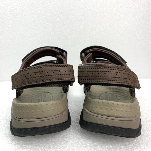 Sandals_&_Flip_Flops